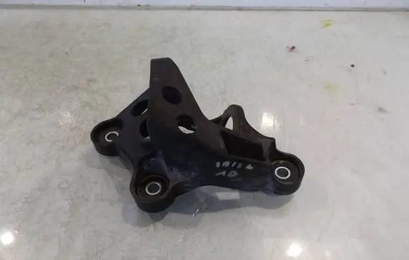 Seat Ibiza IV (6J,6P) Gear shift cable bracket 6Q0711789F
