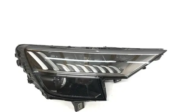 Audi Q8 Headlight/headlamp 4M8941784 10784320000