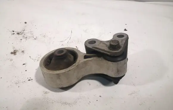 Mazda 6 Engine mount bracket 5E25