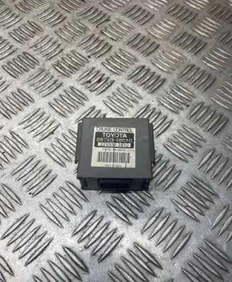 Lexus RX 300 Cruise control unit/module 8824048010 2210002610 2212610E