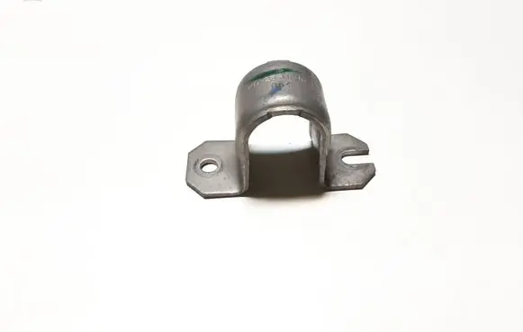 Nissan Juke II F16 Sway bar bush bracket, front