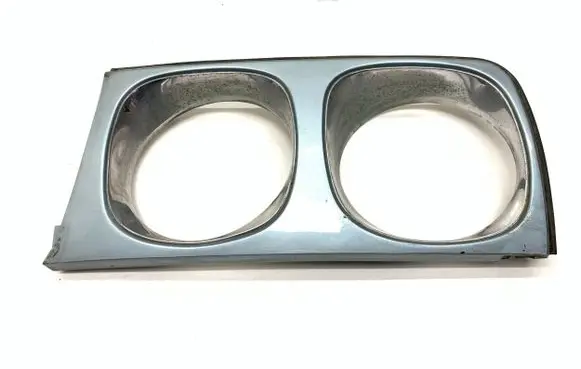 Jaguar XJ X40 Under headlight/headlamp trim BEC9041
