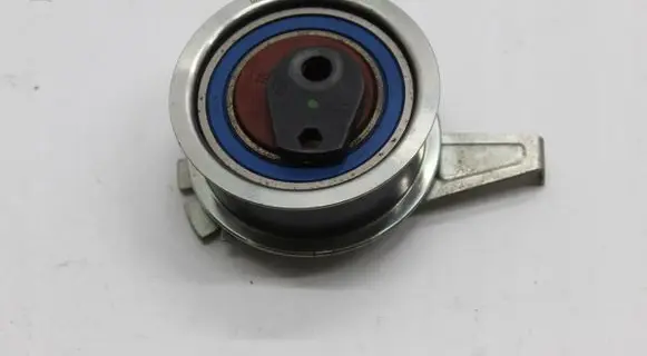 Seat Leon (5F) Generator/alternator belt tensioner 04L109243F