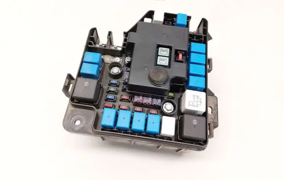 Hyundai Santa Fe Fuse module 919502B100