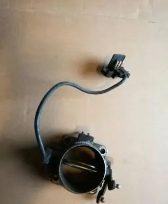 Mercedes-Benz E W124 Throttle valve 0011409053