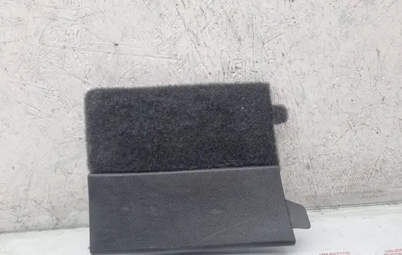 Volkswagen Touareg I Trunk/boot trim cover 7L6867655