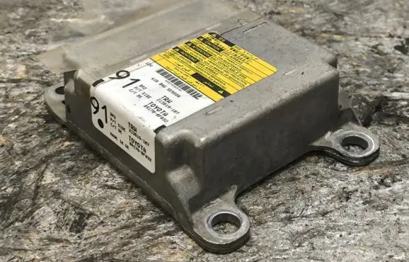 Toyota Avensis T250 Airbag control unit/module 891700F032