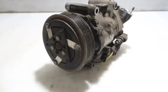 Citroen DS3 Air conditioning (A/C) compressor (pump) 0821612244