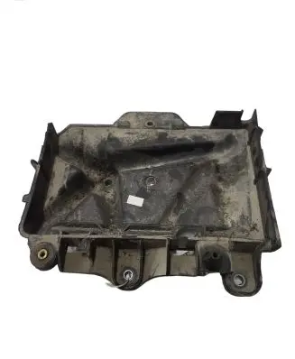 Battery tray