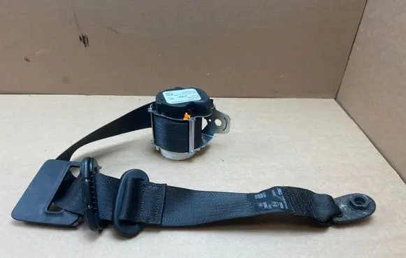 Jeep Wrangler Rear seatbelt P6AF39TX7AC