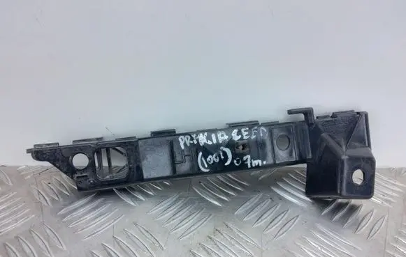 KIA Ceed Front bumper mounting bracket 865131H000
