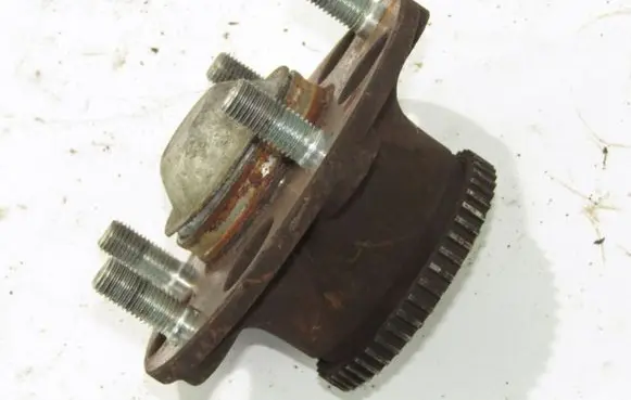 Honda Civic IX Rear wheel hub