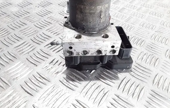 Volkswagen Crafter ABS Pump A0074315812