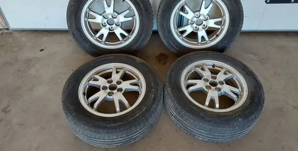 Toyota Prius (XW30) R15 alloy rim 