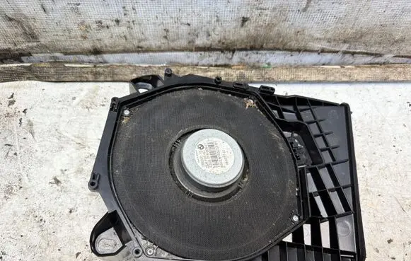 BMW 3 E90 E91 Subwoofer speaker 18820010