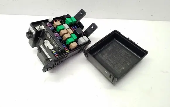 Hyundai ix35 Fuse box set 919502S010 919412S052