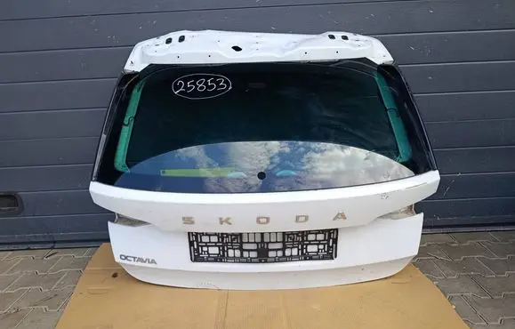 Skoda Octavia Mk4 Truck tailgate