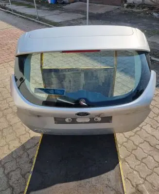 Ford Focus Tailgate/trunk/boot lid 
