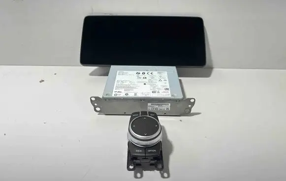 BMW 5 G30 G31 G38 Radio/CD/DVD/GPS head unit 5A07E68 5A477D2