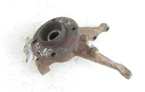 Fiat 500 Cinquecento Front wheel hub spindle knuckle