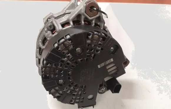Volvo S90, V90 Generator/alternator 30659580 0125812009