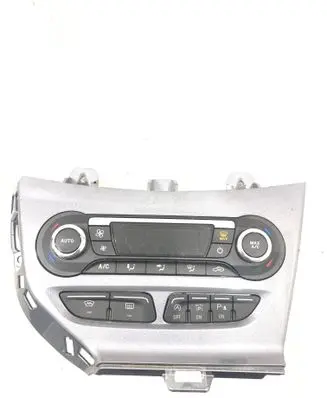 Ford Focus Climate control unit BM5T1C612CH WH8A18369