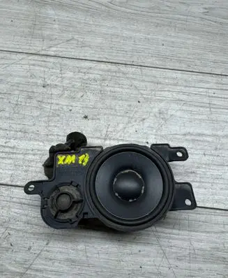 Volvo V40 Panel speaker 261018E