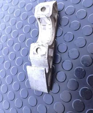 Porsche Cayenne (92A) Engine mounting bracket 7L0411063B AW6082 0010233770
