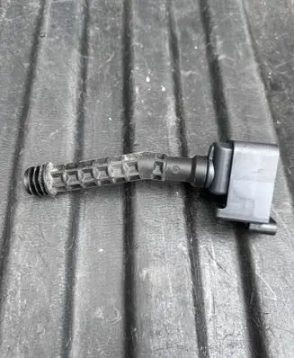 Volvo V60 High voltage ignition coil 32140176
