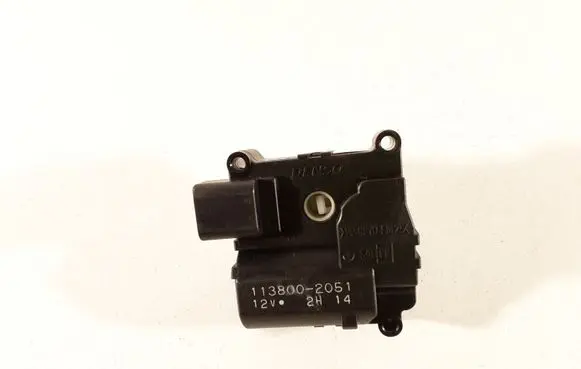 Toyota Corolla Verso AR10 Air flap motor/actuator 1138002051