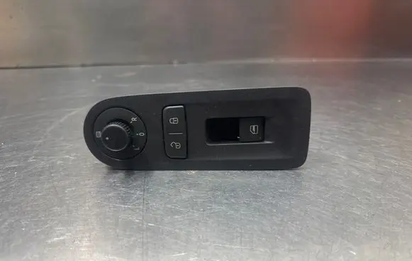 Skoda Citigo Electric window control switch 1S0867255D
