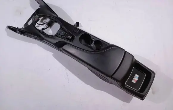 Chevrolet Camaro Center console