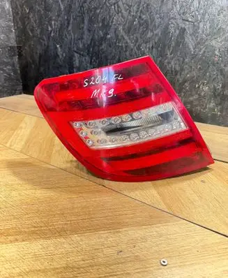 Mercedes-Benz C W204 Rear/tail lights 2048206264 602003 E12938