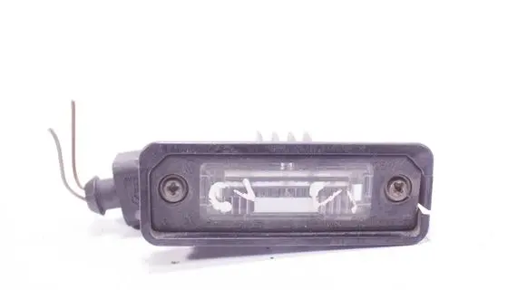 Volkswagen PASSAT B5 Number plate light 1J6943021B