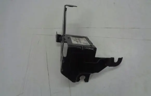 Peugeot Expert ABS pump bracket 9806951380