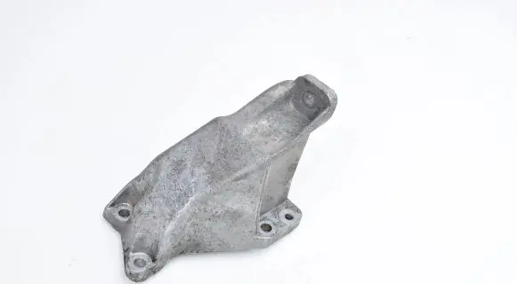 Audi A4 S4 B5 8D Engine mounting bracket 8D0199307L