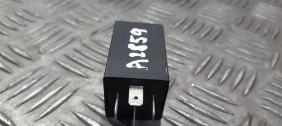 Audi A4 S4 B5 8D Other relay 4D0907131 382
