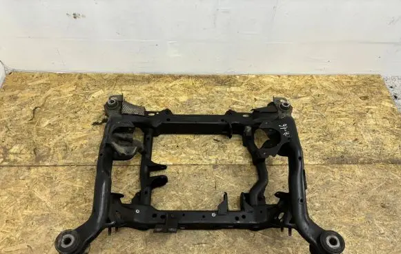 Jeep Grand Cherokee Front subframe 3397D098B 3211E093A