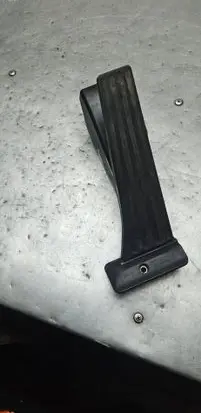 BMW 1 E81 E87 Accelerator throttle pedal 6770936 6PV00937921 130307112419