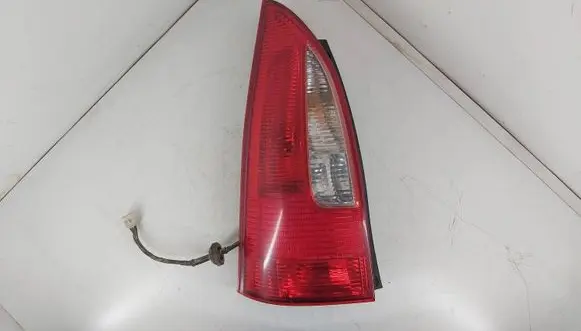 Mazda Premacy Rear/tail lights 22061908