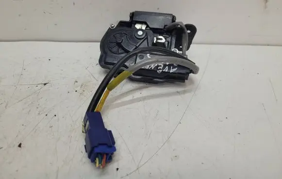 Toyota Avensis T250 Loading door lock 