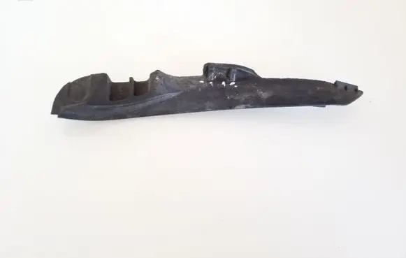 Toyota Prius (XW20) Windshield trim