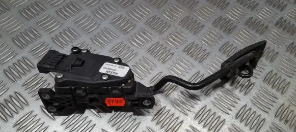 Nissan Almera N16 Accelerator throttle pedal 18002au400 6pv00862003