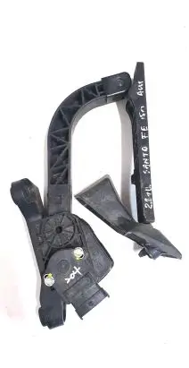 Hyundai Santa Fe Accelerator throttle pedal 327262W100