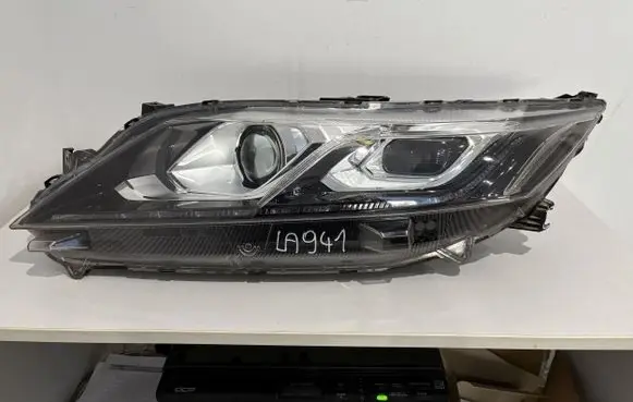 Mitsubishi Eclipse Cross Headlight/headlamp