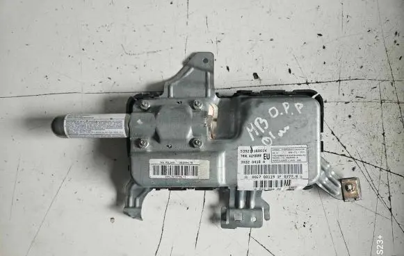 Mercedes-Benz C W203 Front door airbag A2038602605 30320418A 53921F160014