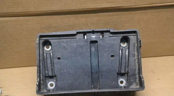 Mercedes-Benz GLC X253 C253 Battery tray A2056201502 7051RR