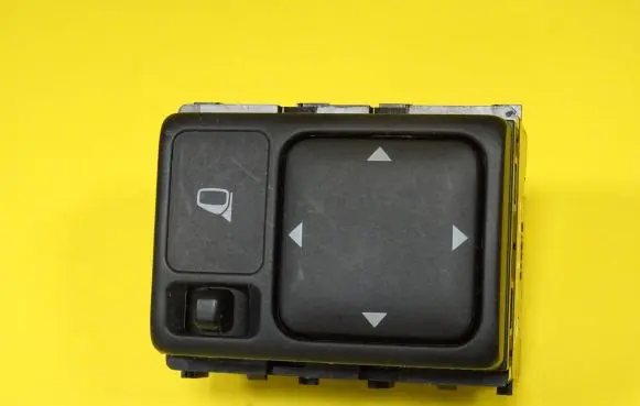 Nissan Micra Wing mirror switch