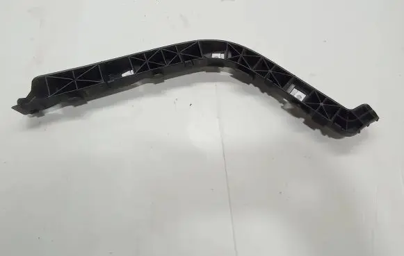 KIA Sorento Bumper support mounting bracket corner 86662C5000