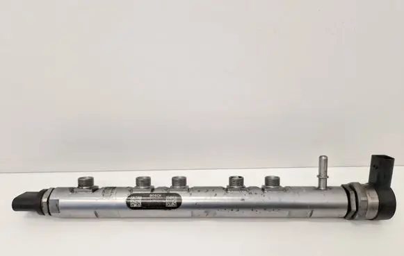 BMW 5 F10 F11 Fuel main line pipe 0445214182 010648L3 7809127